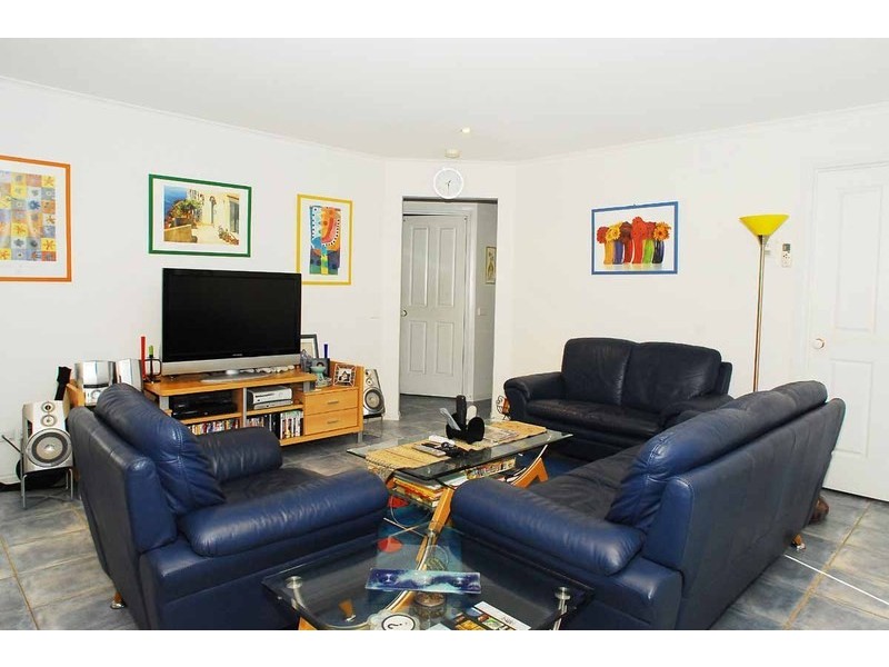 3 Frangipani Close, Endeavour Hills VIC 3802