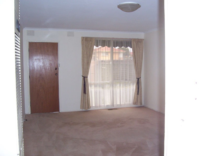 1/136 Stud Road, Dandenong VIC 3175