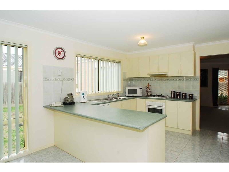 55 Bounty Way, Berwick VIC 3806