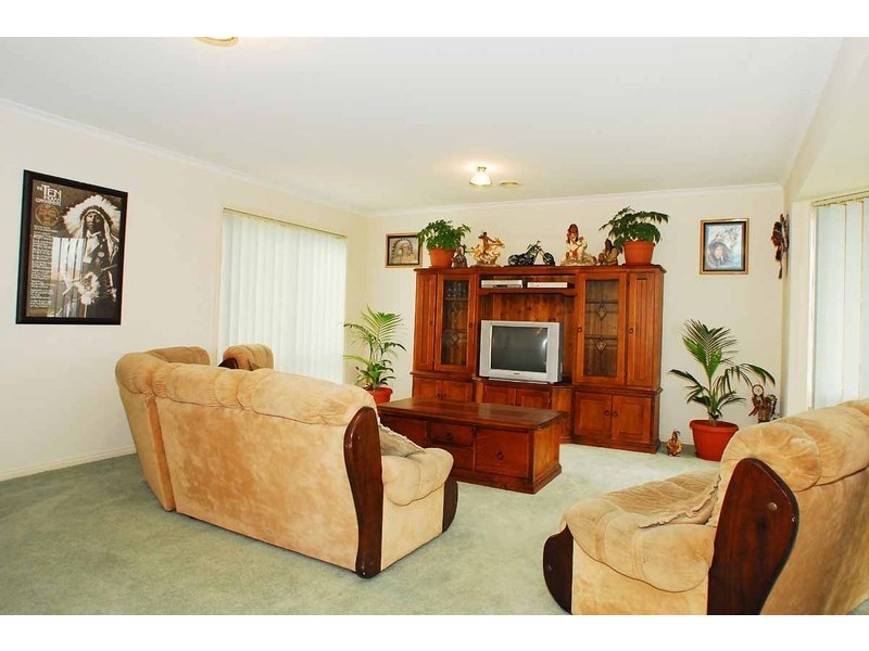 55 Bounty Way, Berwick VIC 3806