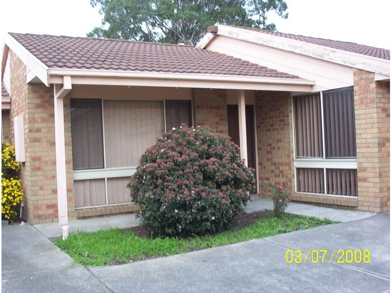 2/19 Parkview Close, Dandenong VIC 3175