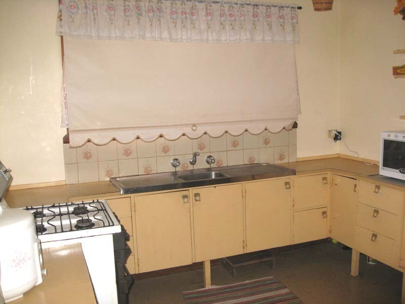 4 Larry Court, Noble Park VIC 3174