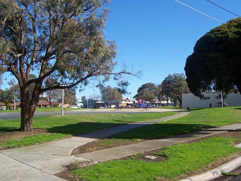 39 Hughes Crescent, Dandenong VIC 3175