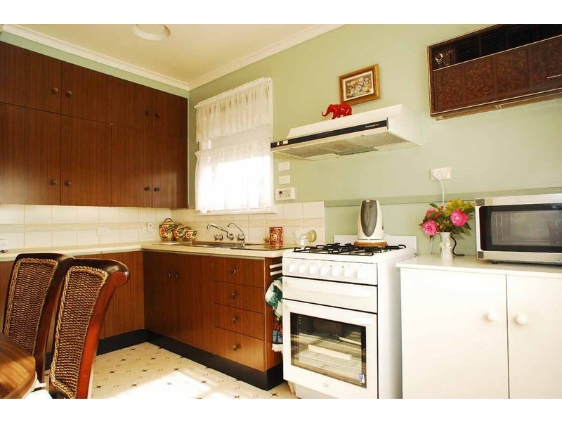 4 Plum Street, Doveton VIC 3177