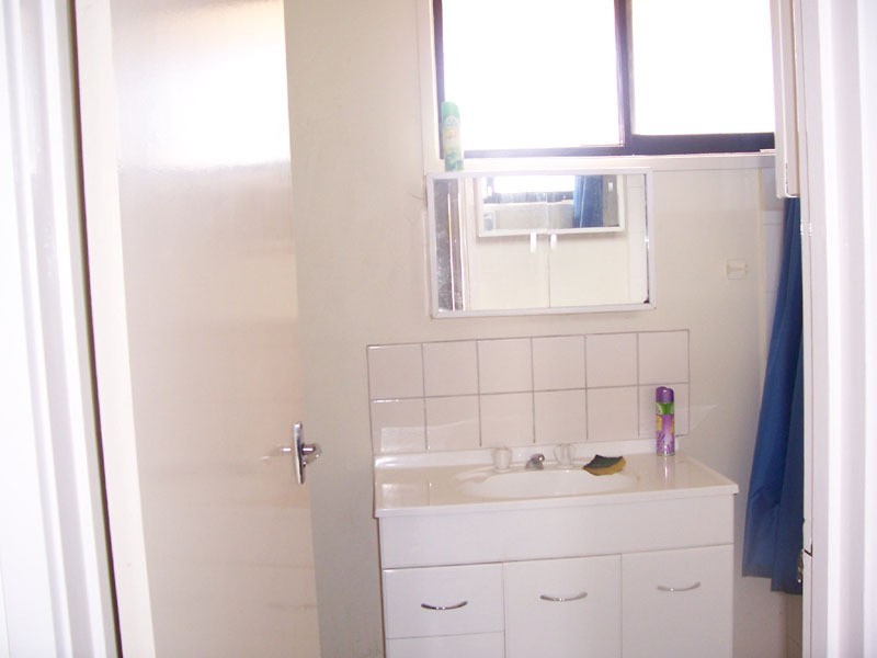 4/36 Canberra Avenue, Dandenong VIC 3175