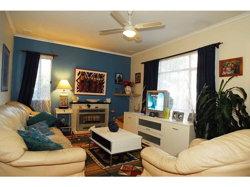 4 Karo Court, Doveton VIC 3177