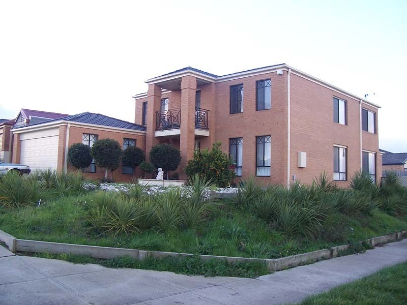 2 Teesdale Court, Narre Warren South VIC 3805