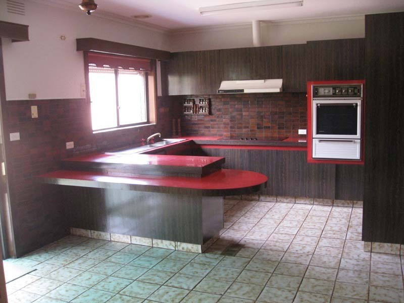 87 Neasham Drive, Dandenong North VIC 3175