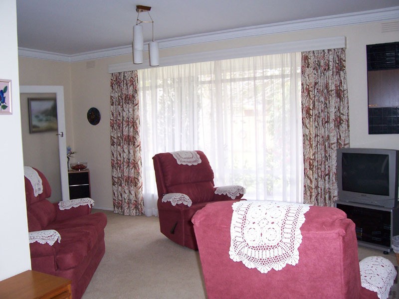 36 Edinborough Street, Hallam VIC 3803