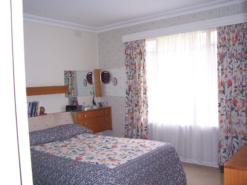 36 Edinborough Street, Hallam VIC 3803