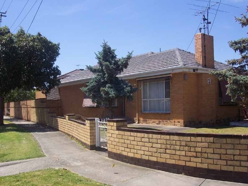 1 Finchaven Avenue, Keysborough VIC 3173