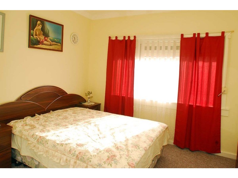 19 Hopetoun Street, Dandenong VIC 3175