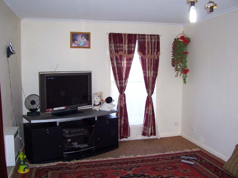 1/42 Hammond Road, Dandenong VIC 3175