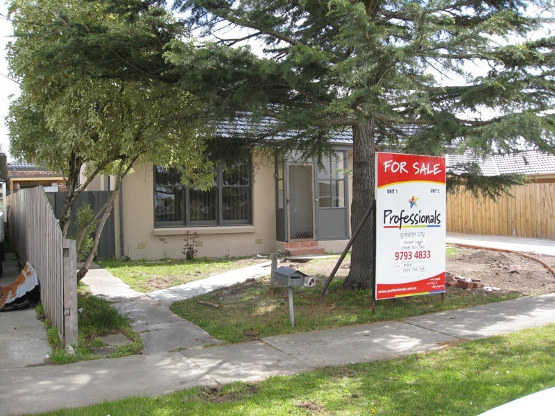 1/23 Hughes Crescent, Dandenong North VIC 3175