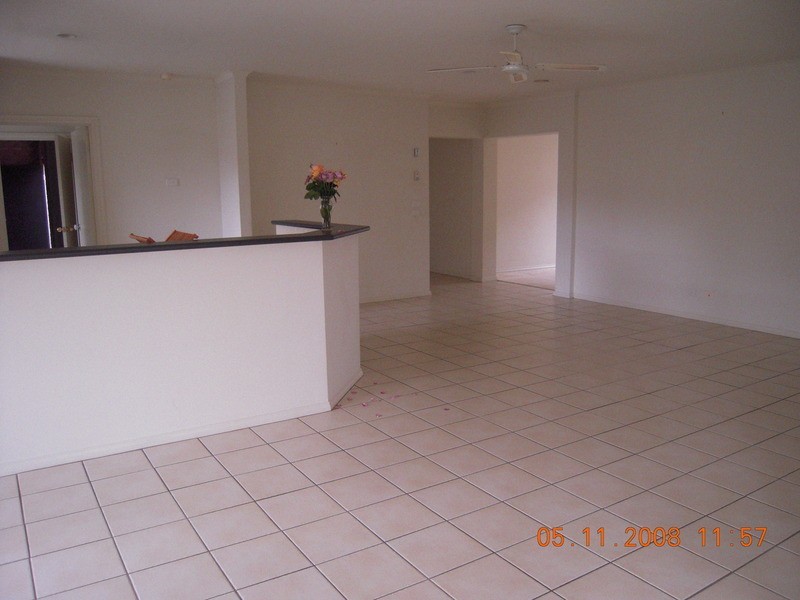 14 Berwick-cranbourne Road, Cranbourne VIC 3977
