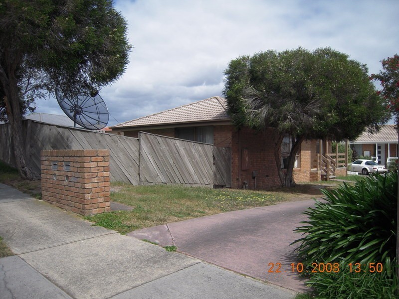 1/52 Arthur Phillip Drive, Endeavour Hills VIC 3802