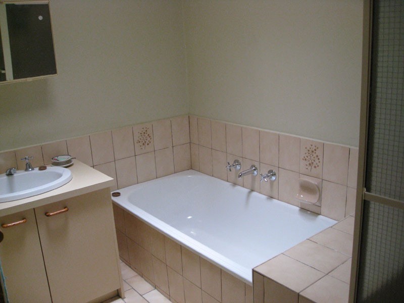 1/18 Noble Street, Noble Park VIC 3174