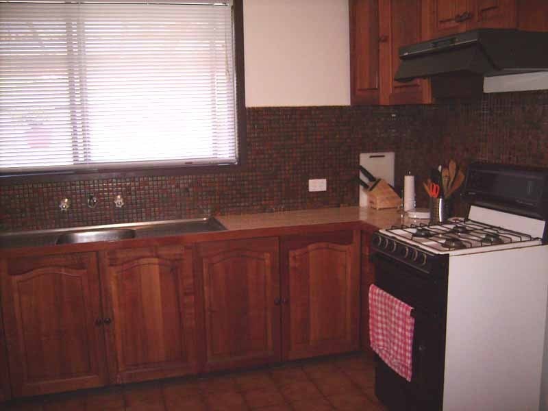 1/15 Edinborough Street, Hallam VIC 3803