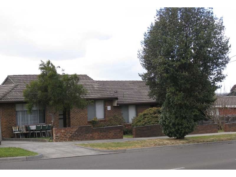 1-4/247 Gladstone Road, Dandenong VIC 3175