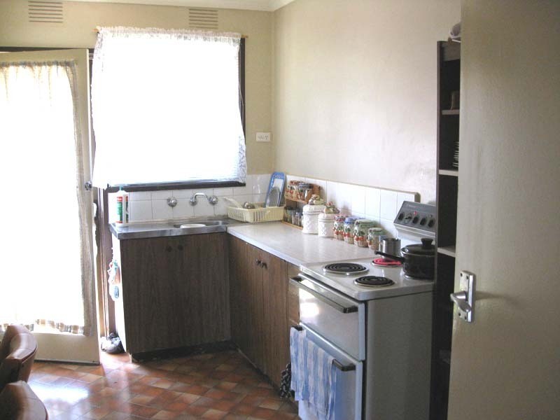 1-4/247 Gladstone Road, Dandenong VIC 3175