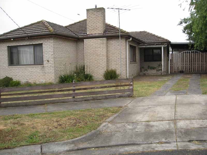 4 Exeter Court, Dandenong VIC 3175