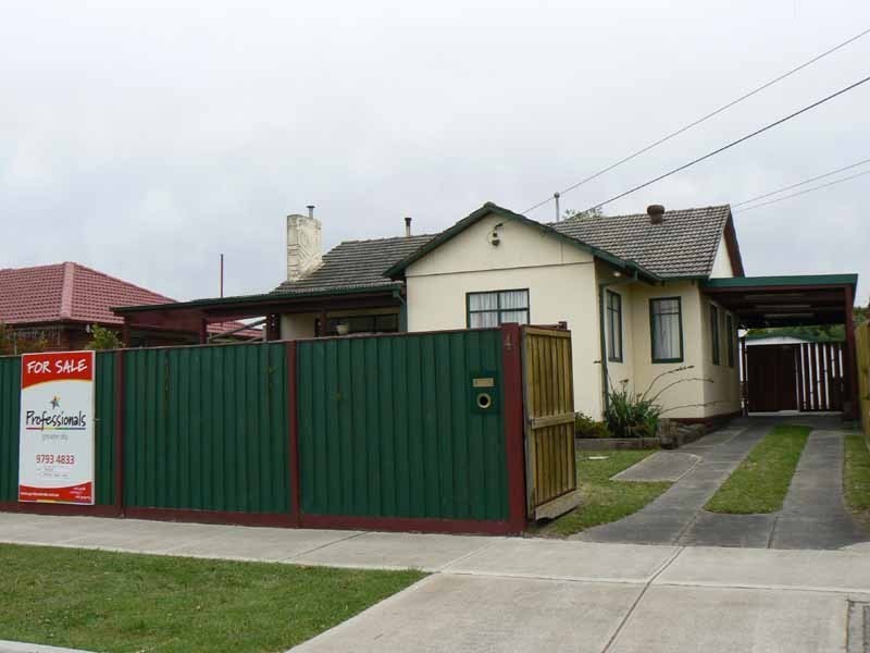 4 Sheoak Street, Doveton VIC 3177