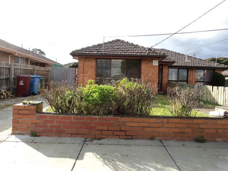 7 Third Avenue, Dandenong VIC 3175