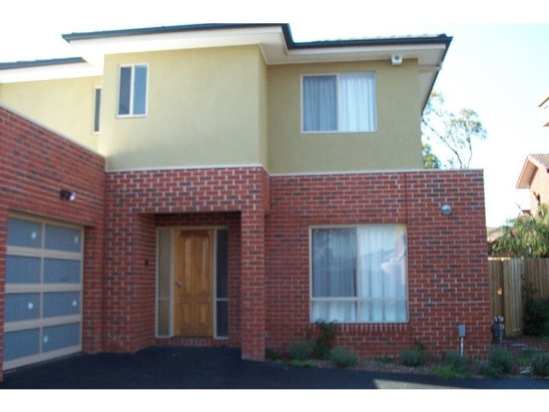 2/20 Napier Street, Dandenong VIC 3175