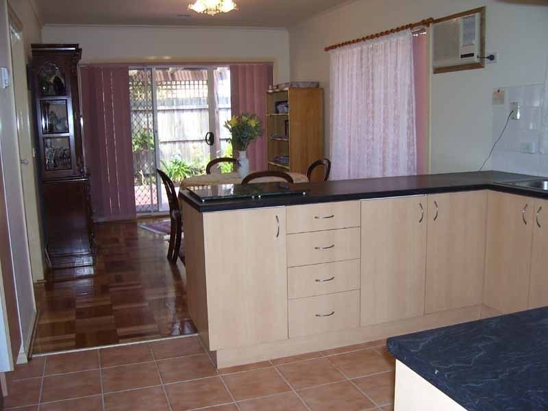 12/96 Botanical Grove, Doveton VIC 3177