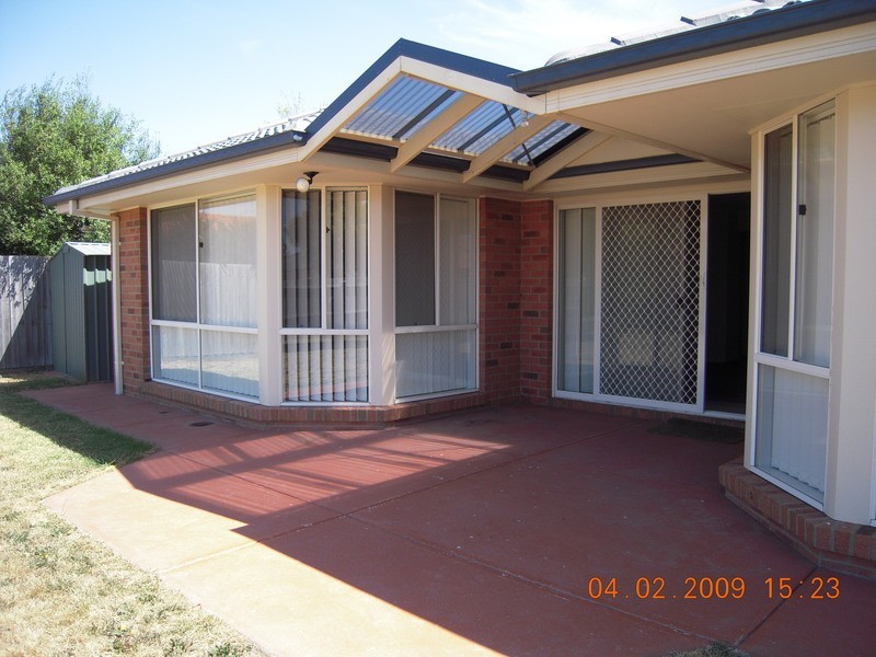 20 Charles Conder Place, Berwick VIC 3806
