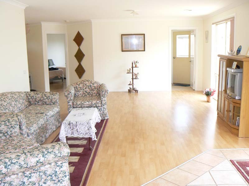 1/19 Janice Grove, Dandenong VIC 3175