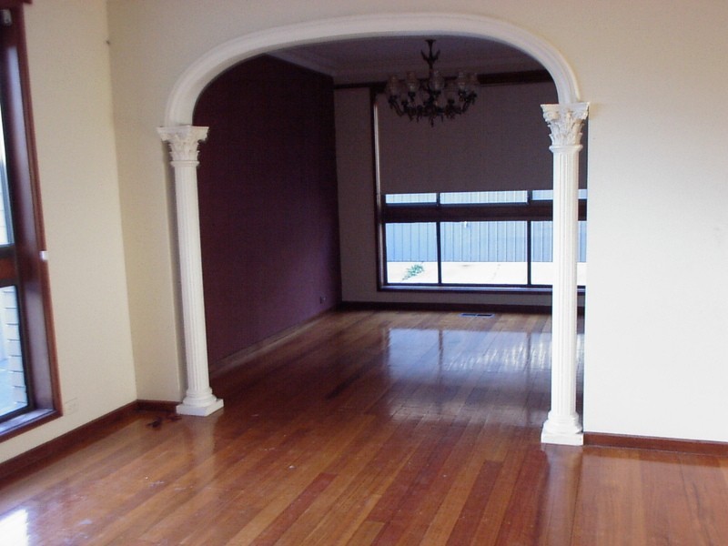 5 Essex Park Drive, Endeavour Hills VIC 3802