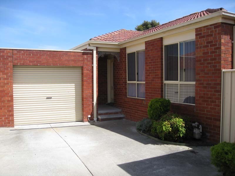 4/28 Canberra Avenue, Dandenong South VIC 3175