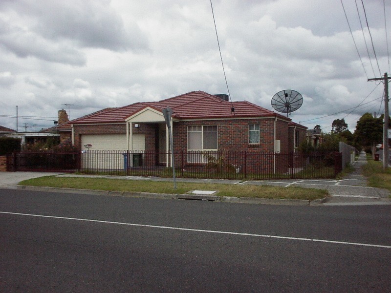 8 Wedge Street, Dandenong VIC 3175