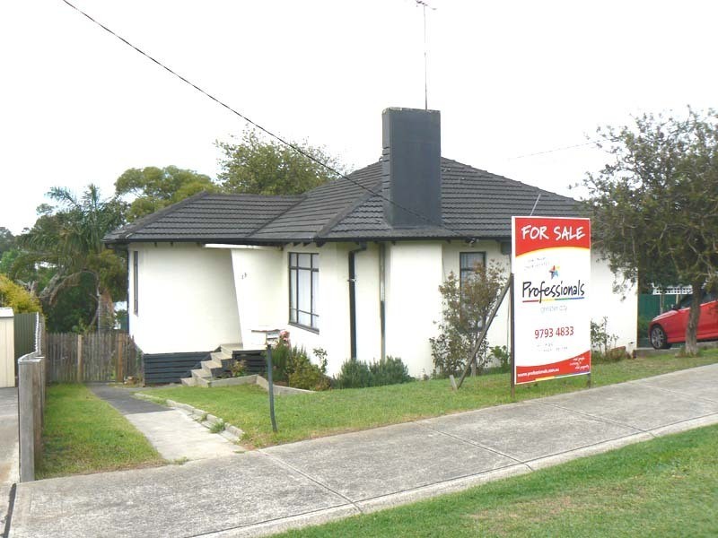 13 Lillypilly Avenue, Doveton VIC 3177