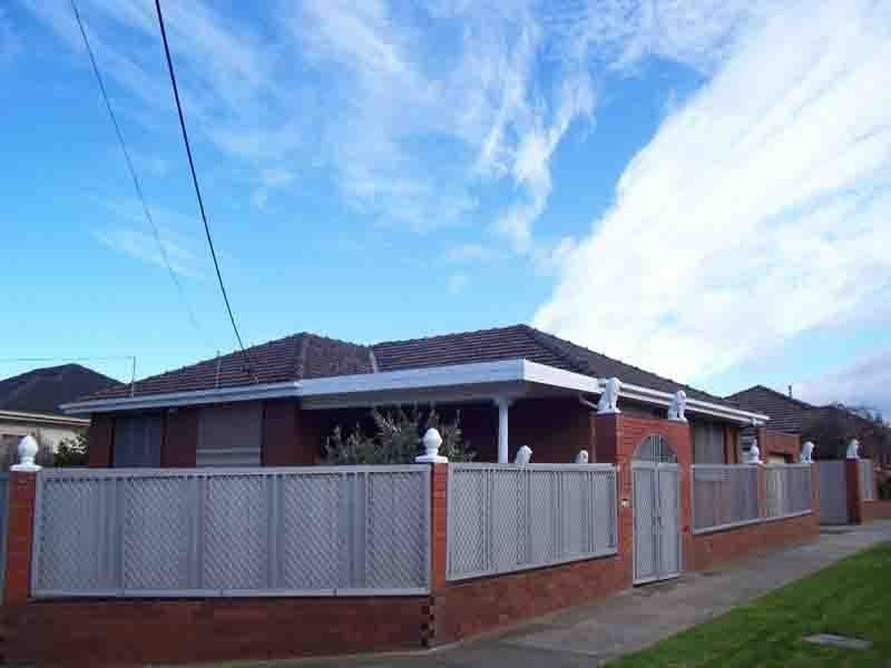 11 Fox Street, Dandenong VIC 3175