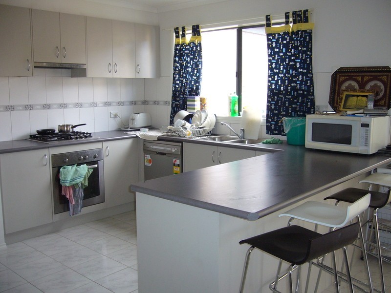 3 Baltic Way, Cranbourne West VIC 3977