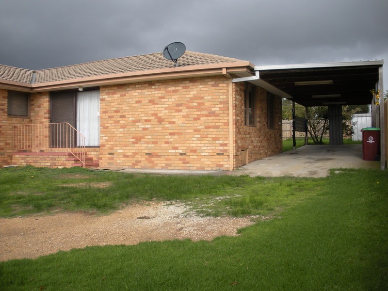 13 Garfield Court, Hampton Park VIC 3976