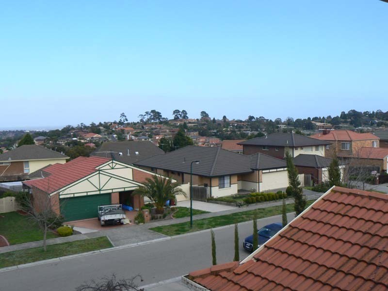 6 Hartley Link, Endeavour Hills VIC 3802