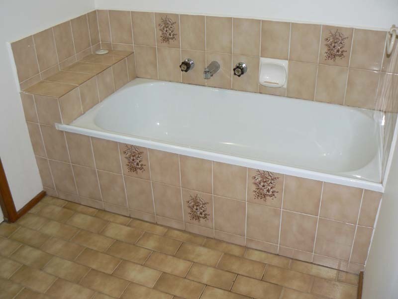 4 Corran Court, Endeavour Hills VIC 3802