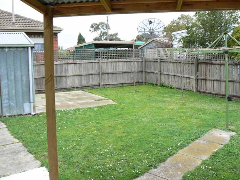 6 Plum Street, Doveton VIC 3177