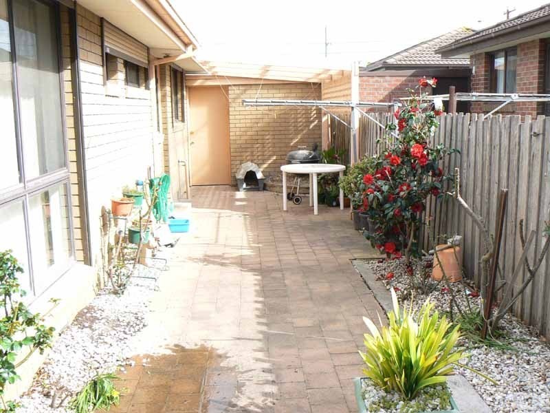 1/17 Norman Court, Dandenong VIC 3175