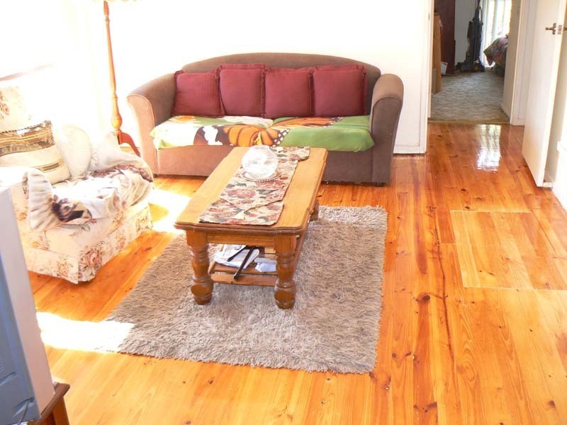 19 Joseph Banks Crescent, Endeavour Hills VIC 3802