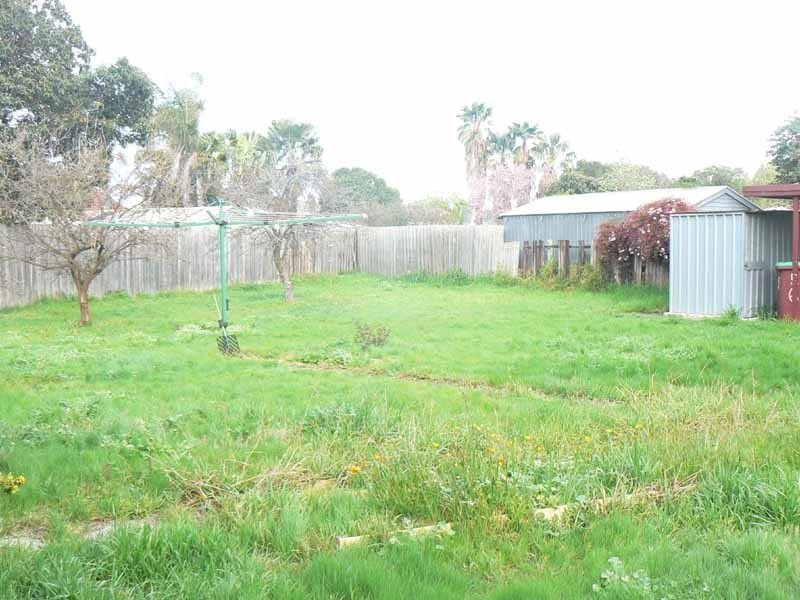 6 Peach Court, Doveton VIC 3177