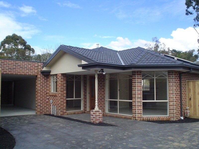 22A Bemersyde Drive, Berwick VIC 3806