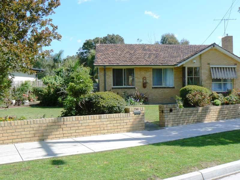 26 Kanooka Grove, Doveton VIC 3177