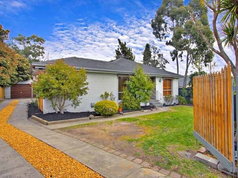 12 Rearden Close, Endeavour Hills VIC 3802