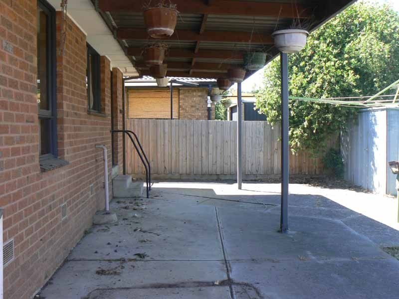 8 Milan Court, Dandenong VIC 3175