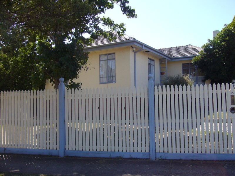 3 Lexton Avenue, Dandenong VIC 3175