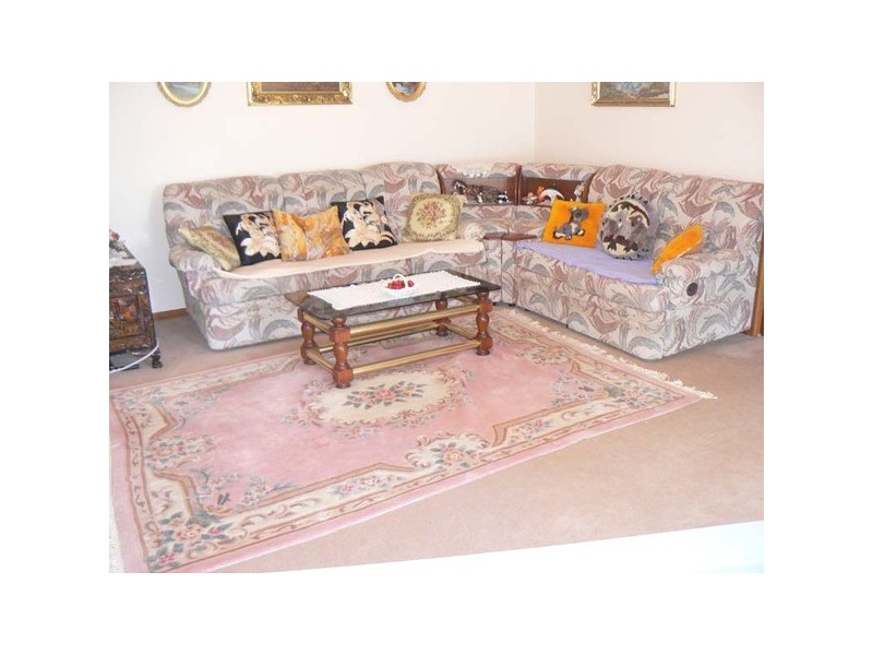 15 Joseph Banks Crescent, Endeavour Hills VIC 3802